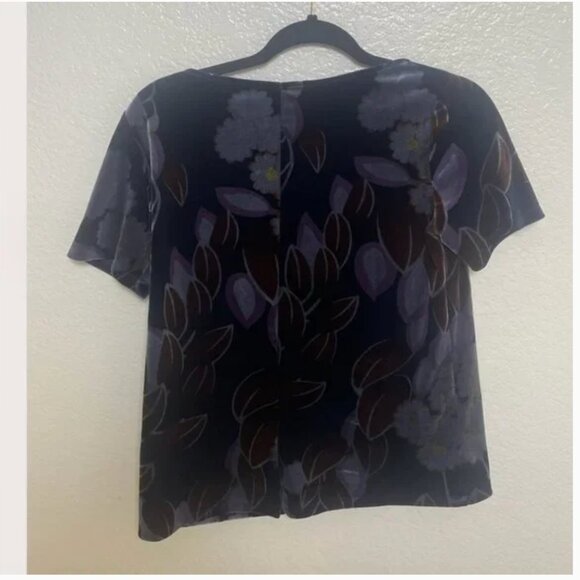 ⭐️ Velvet Floral Crew Neck Boho Peasant Business Casual Artsy Modern Blouse Top - Picture 8 of 9